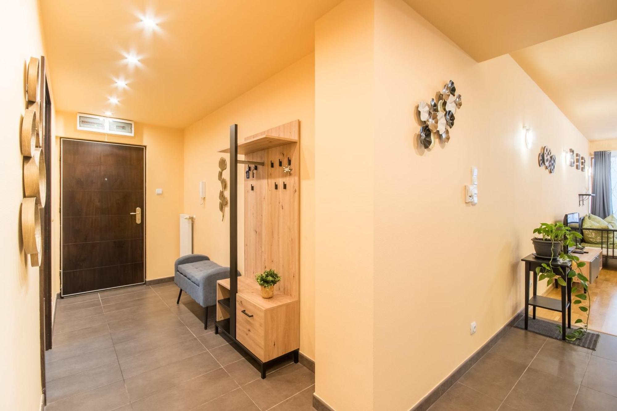Very Central - Large - Balcony - Comfy Διαμέρισμα Βουδαπέστη Εξωτερικό φωτογραφία