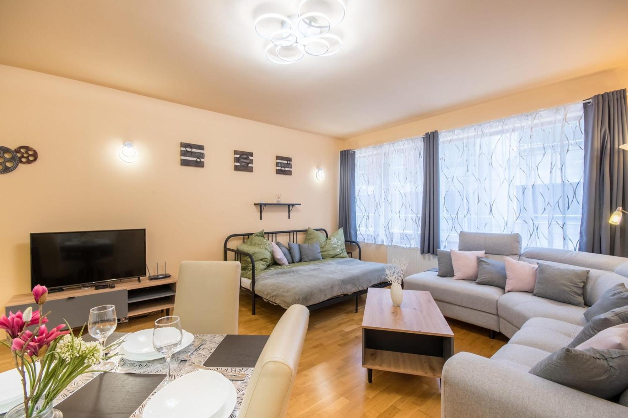 Very Central - Large - Balcony - Comfy Διαμέρισμα Βουδαπέστη Εξωτερικό φωτογραφία